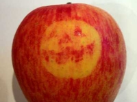 Grand Illusions Halloween Apple